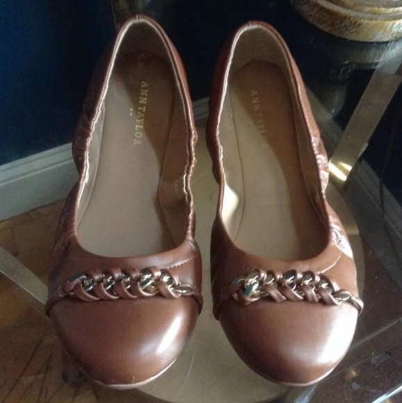 Ann Taylor Chain Detail Flats Size 6 Dark Chocolate Style 368987 - Picture 1 of 11
